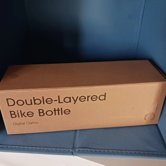 Essentials double layered bike bottle 710ml - Picture 9 of 11